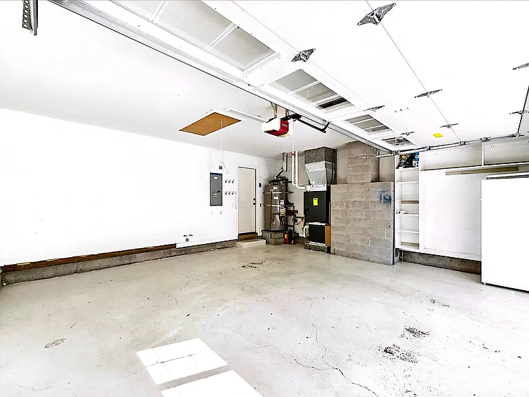 4242 Cobb Way — Photo 30