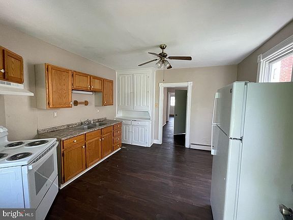 3rd image of 533 Frederick St #535