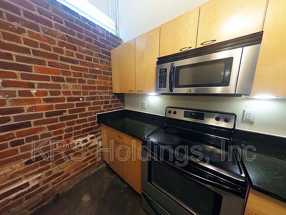 4th image of 1011 W Marshall St APT 109