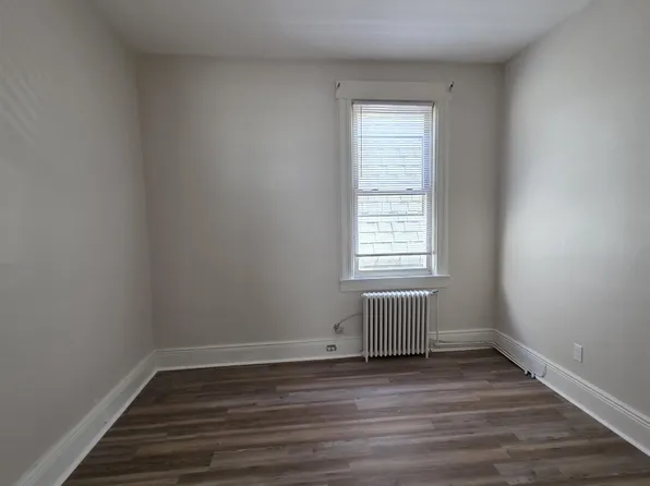 26 West 20th Street image 5 of 6