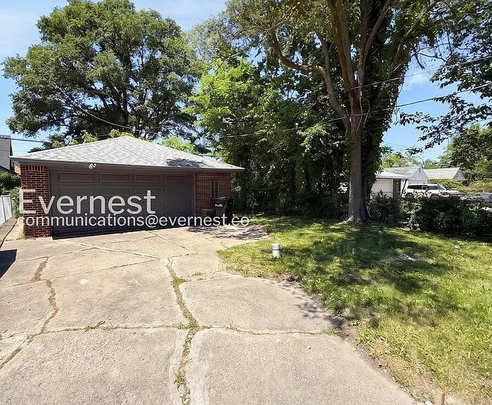 7411 Stout St — Photo 34