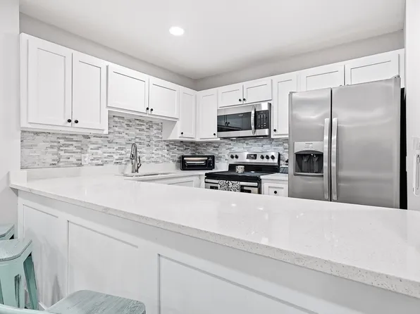 4726 Bay Point Rd #D140, Panama City Beach, FL 32408