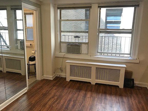 2nd image of 315 E 43rd St #507