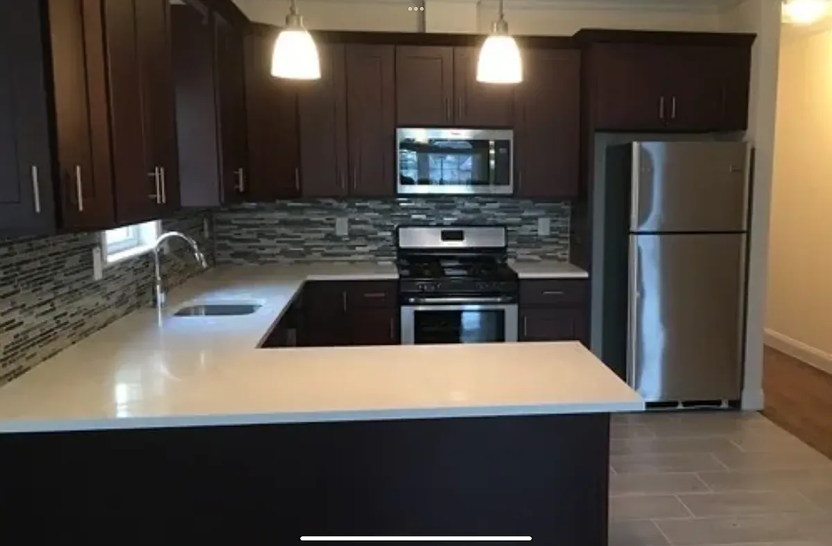4 bed, 1400 sqft, $2,999 — Photo 4