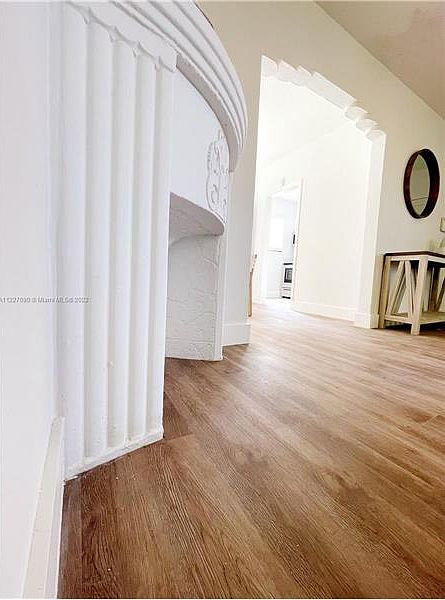 1st image of 1044 Lenox Ave #1044