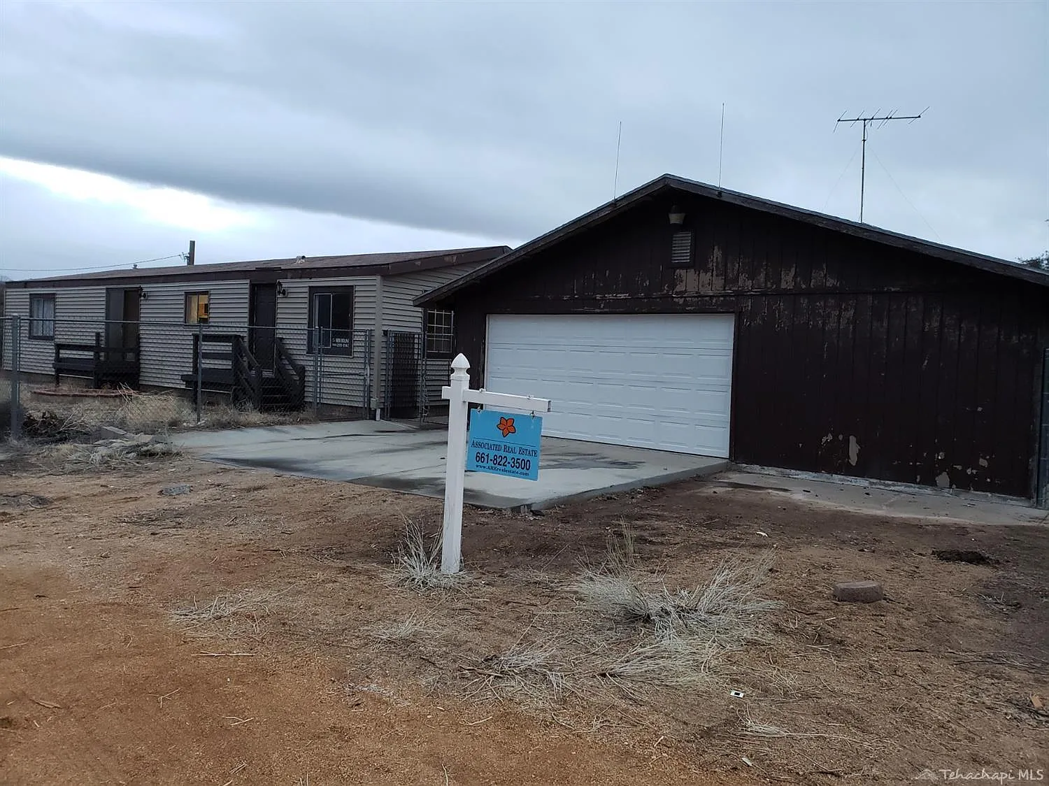 24370 Lalaponzi Ct photo 1