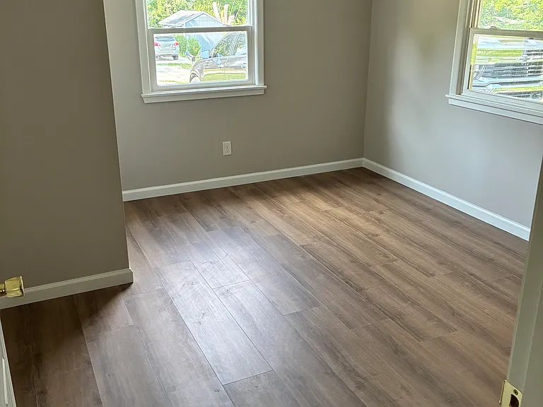 965 Crestview Ct — Photo 18