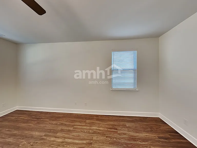 4501 Tarpon Dr — Photo 8