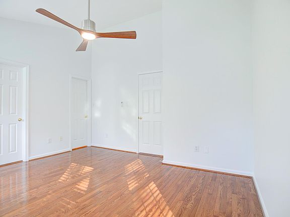 2nd image of 1249 Quaker Hill Dr