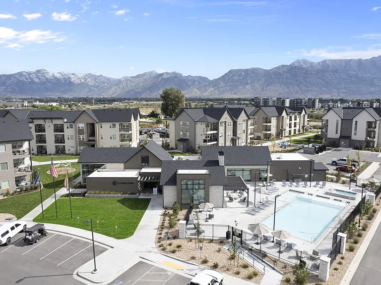 The Kelton Apartments — Photo 4