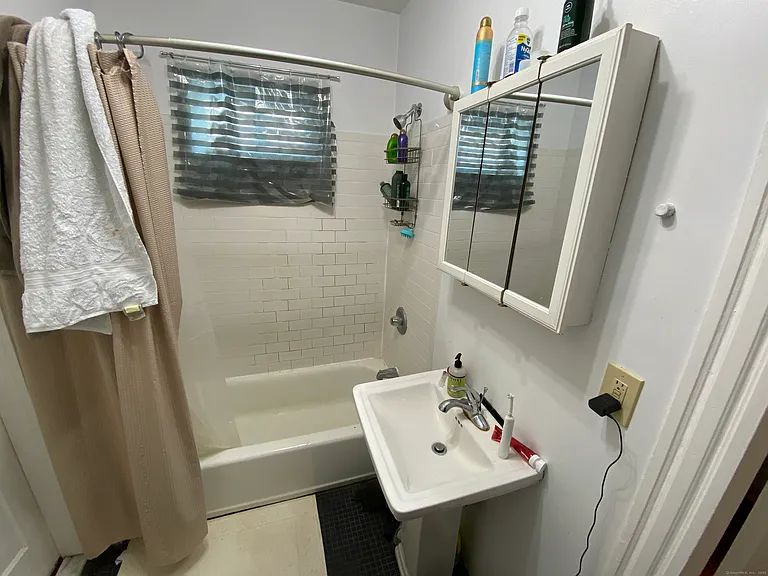 30 Tilton St #2 — Photo 10