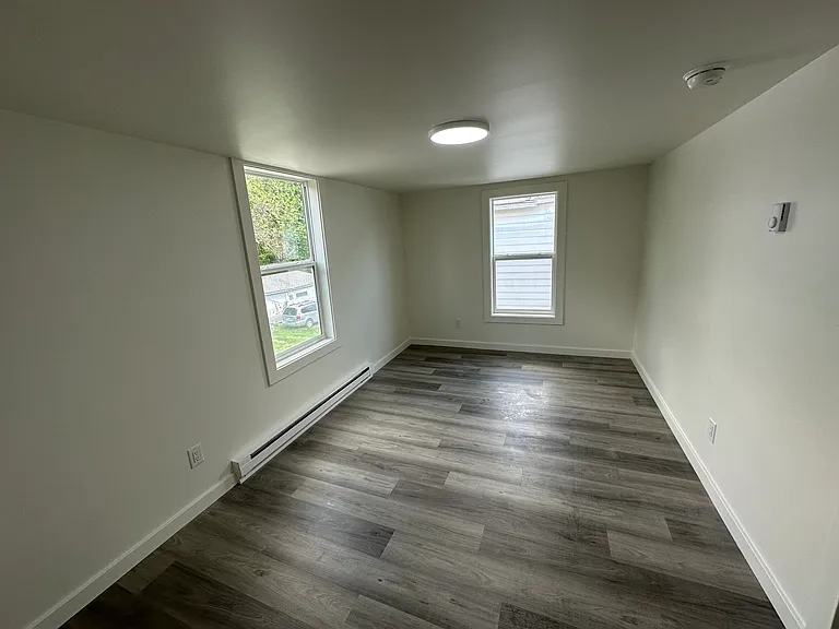 192 Boland Ave — Photo 18
