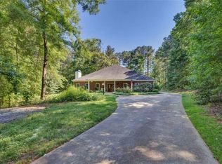 190 Oak Hill Cir, Covington, GA 30016