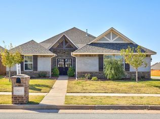 18513 Maidstone Ln, Edmond, OK 73012