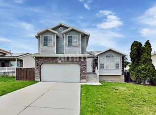 6946 S Decora Way, West Jordan, UT 84081