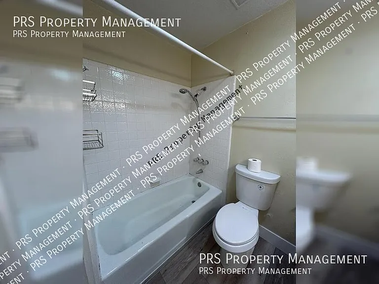 5100 N Miller Rd #11 — Photo 30