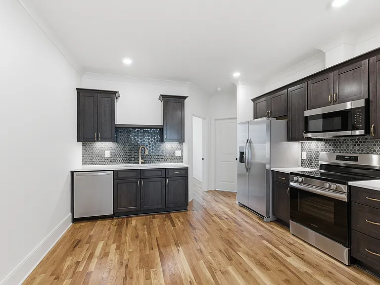 6305 Robertson Ave #5 — Photo 24