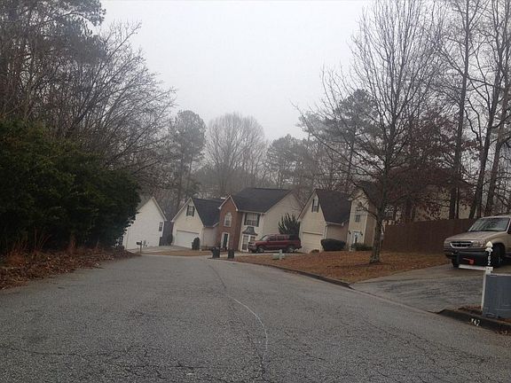 5th image of 719 Stonebrook Dr