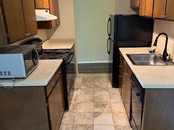 4th image of 2410 Boyer Ave E #303