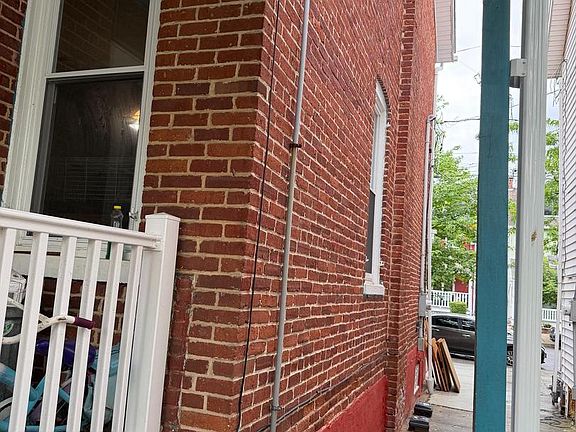 3rd image of 34 Green St