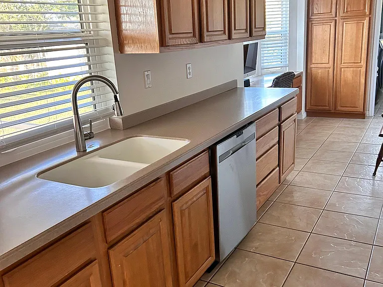 21515 Dekals Ave — Photo 4