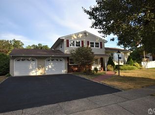 12 Holly Dr, Parlin, NJ 08859