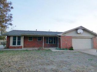 312 Mockingbird Dr S, Altus, OK 73521