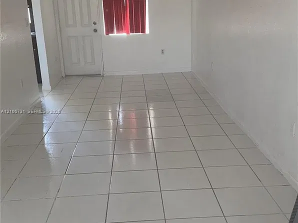 306 NW 84th Ter, Miami, FL