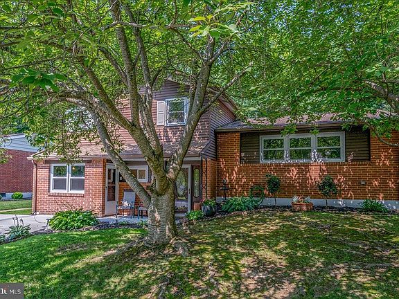 2nd image of 2105 Westminster Dr