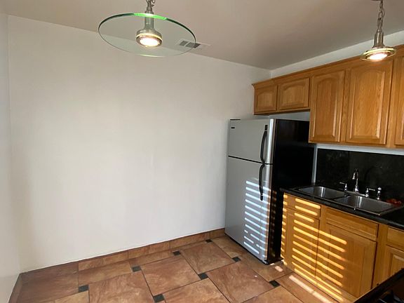 2nd image of 1630 Griffith Park Blvd APT 2