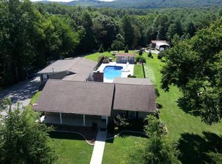 255 Joel Rd, Oliver Springs, TN 37840