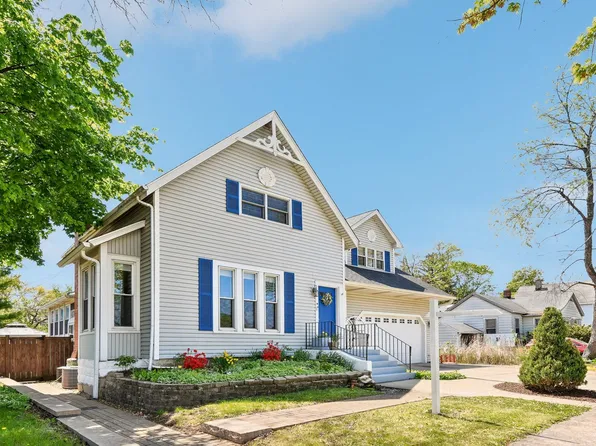 325 2nd St, Downers Grove, IL 60515