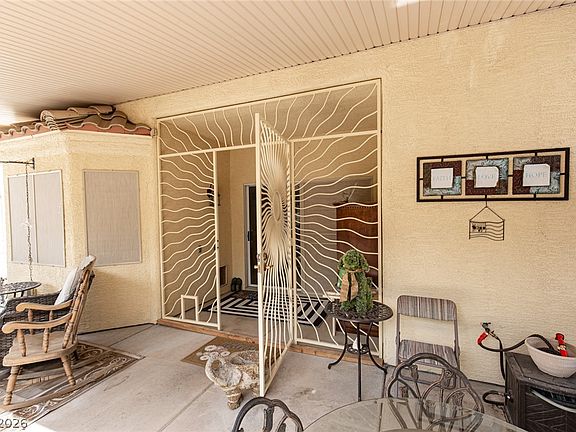 3rd image of 6016 Resort Ridge St