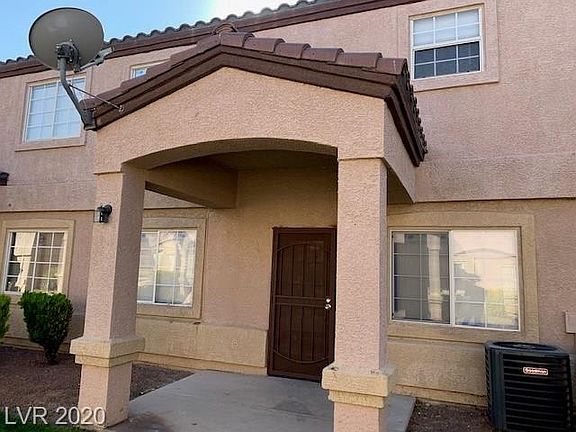 2nd image of 2528 Sierra Bello Ave Unit 103