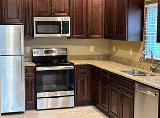 1232 S 8th St APT 2, Lincoln, NE 68502
