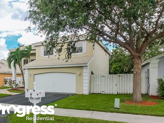 2nd image of 5235 NW 54th St