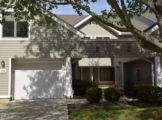 24 Stryker Ct, Bridgewater, NJ 08807