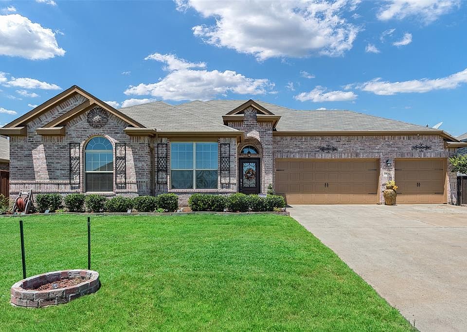 1st image of 7526 Zinnia Ln