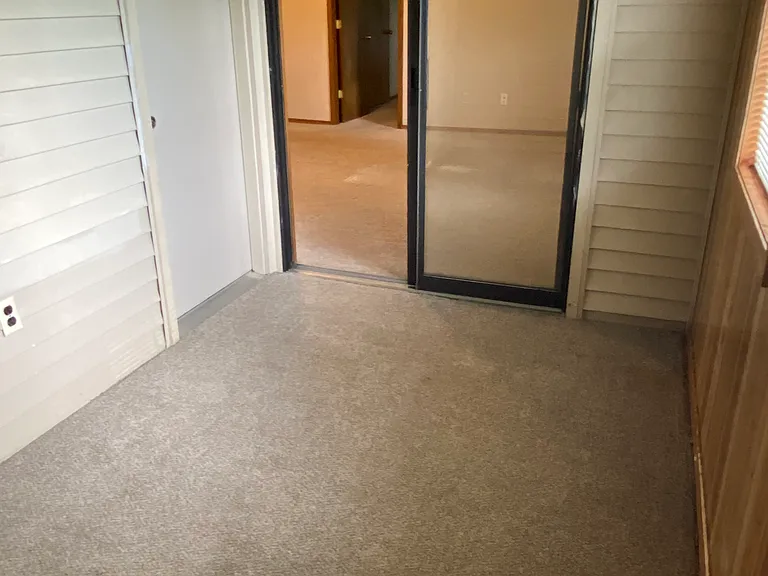 402 S Main St #4A — Photo 9