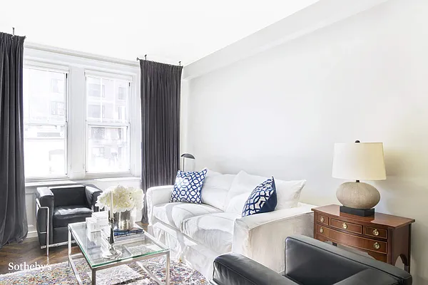 Sold by Sotheby's International Realty | media 13