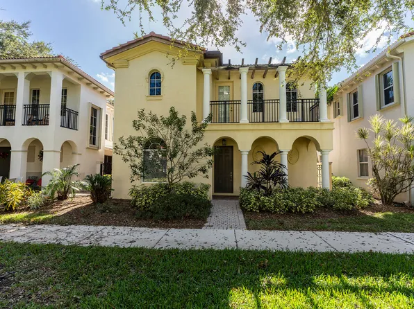30 Stoney Drive, Palm Beach Gardens, FL 33410