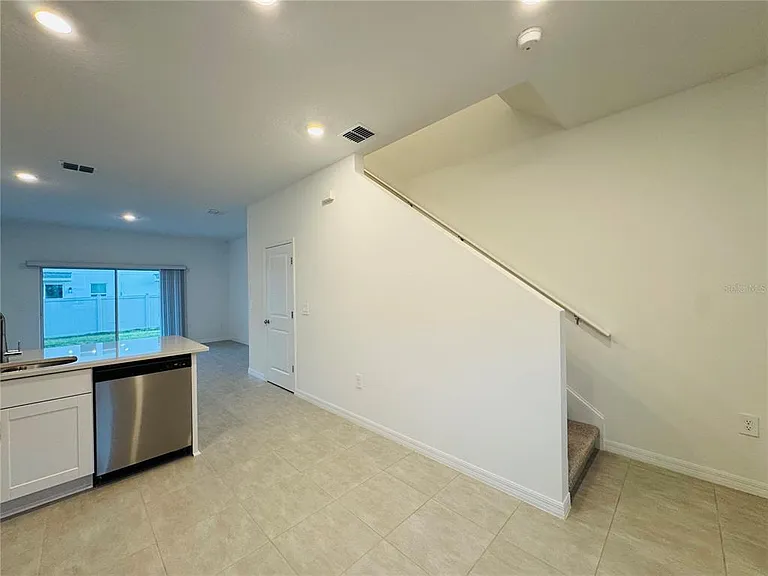 2923 Skyline Loop — Photo 10