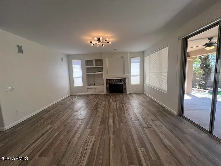 10620 E Tierra Buena Ln — Photo 11