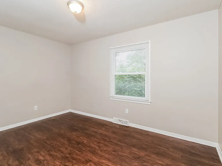 4121 Carlyle Dr — Photo 12