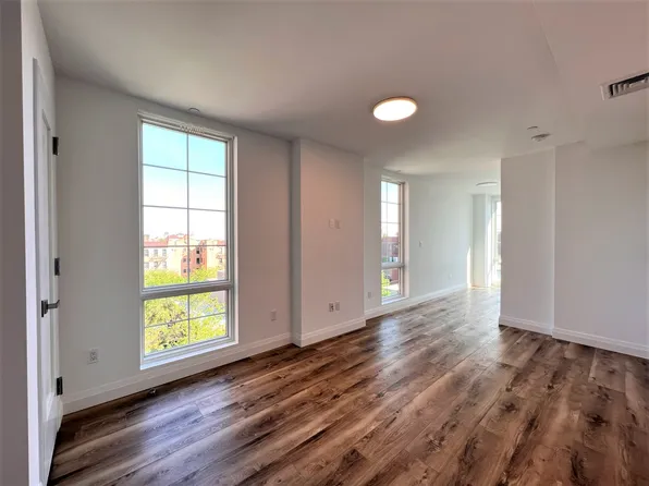 25-28 30th Drive image 7 of 20