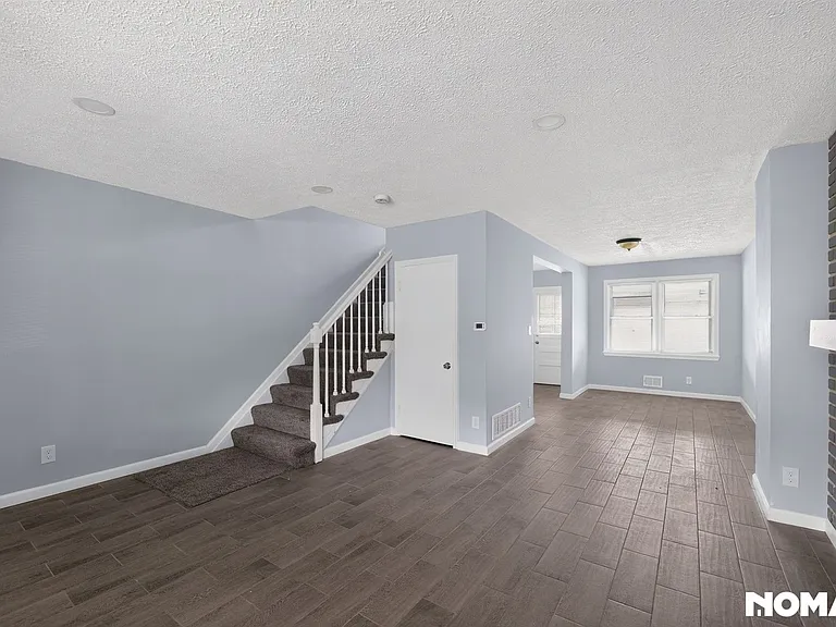 2229 Redthorn Rd — Photo 8