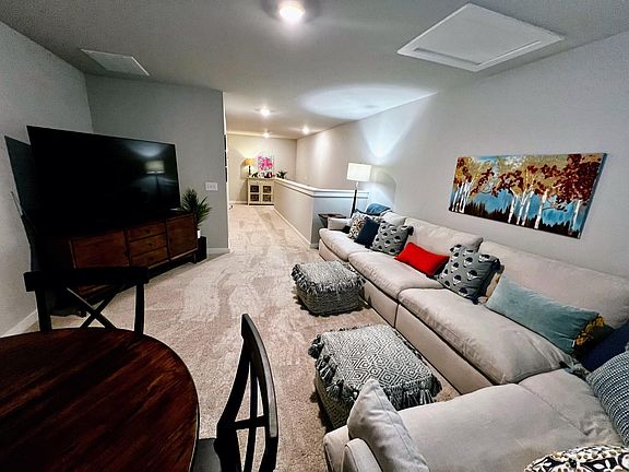 5th image of 436 Golden Meadow Ln