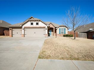 541 Foss Dr, Edmond, OK 73025
