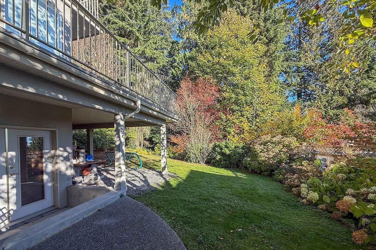 7 bed, 4000 sqft, $6,980 — Photo 3