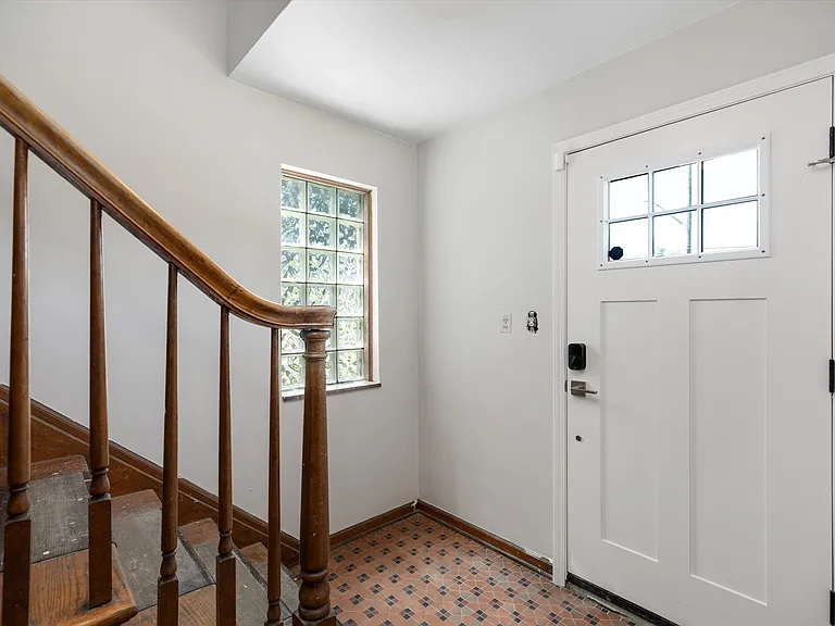 674 Alter Rd #2 — Photo 2